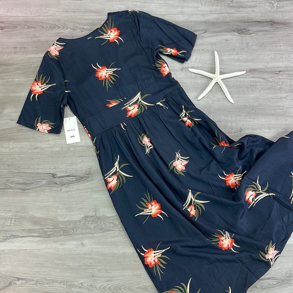 🔆RVCA🔆 AVENUE DRESS - Picture 11 of 12